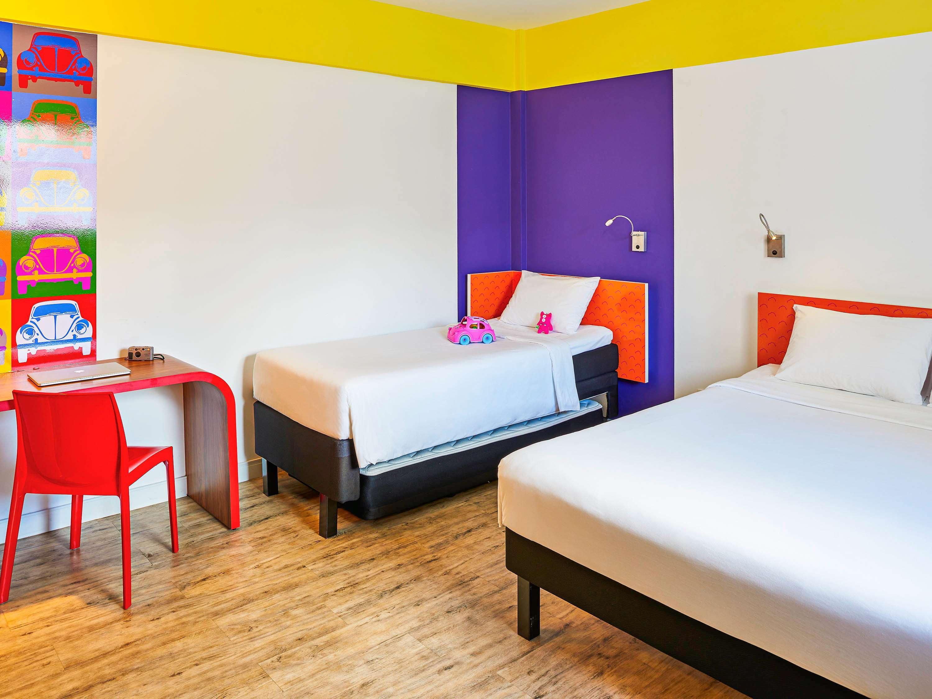 Ibis Styles - 1 Quadra Do Mar